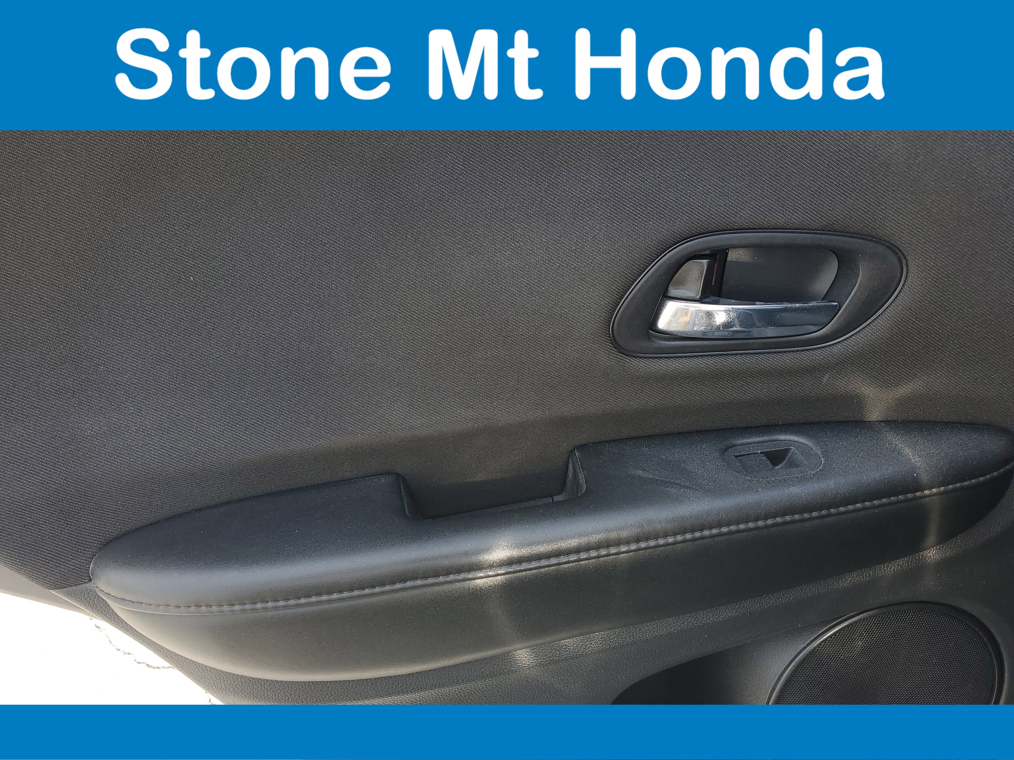 Used 2021 Honda HR-V LX image 13