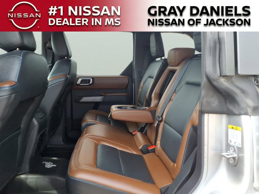 Used 2022 Ford Bronco Outer Banks w/ Sasquatch Package AWD/4WD image 26