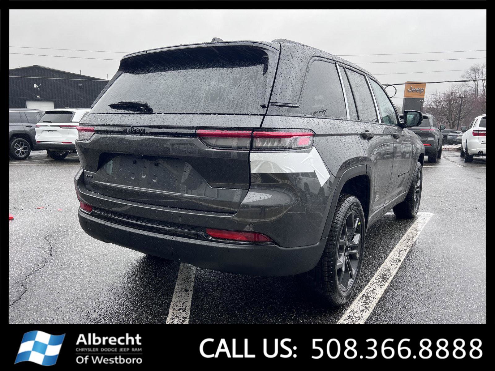 New 2025 Jeep Grand Cherokee Limited w/ Trailer Tow Package image 5