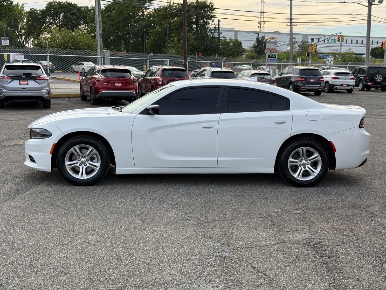 Used 2023 Dodge Charger SXT RWD image 12