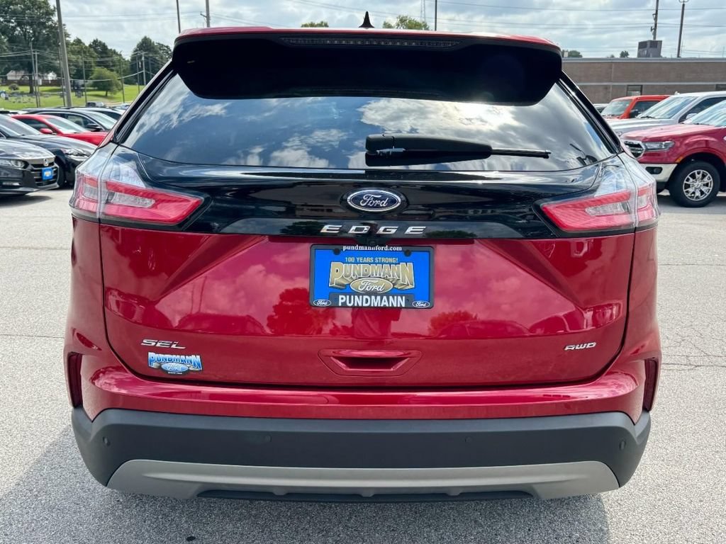 Used 2024 Ford Edge SEL w/ Convenience Package AWD/4WD image 4