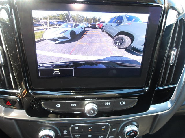 Used 2023 Chevrolet Traverse LT AWD/4WD image 21