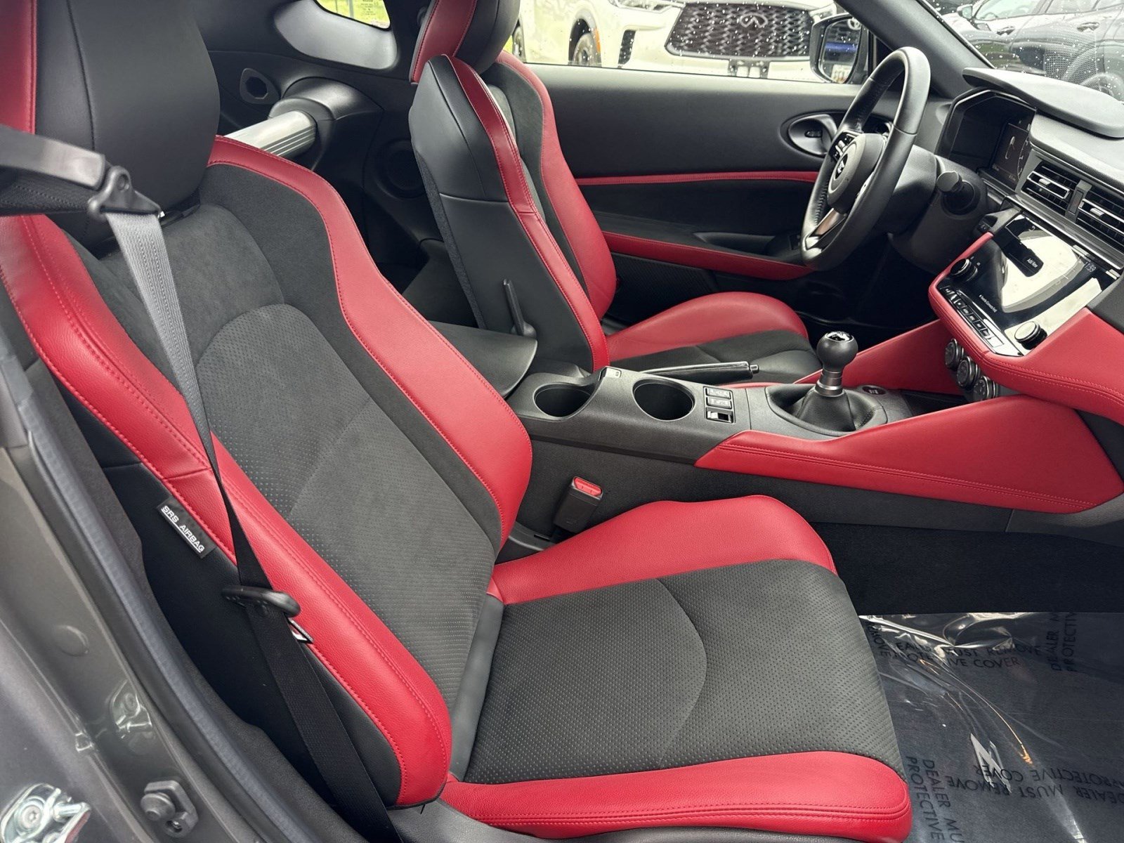 Used 2024 Nissan Z Performance w/ Floor Mat Package RWD image 24