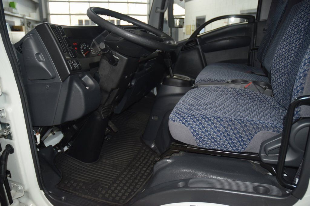 Used 2024 Chevrolet Low Cab Forward 5500XG image 24