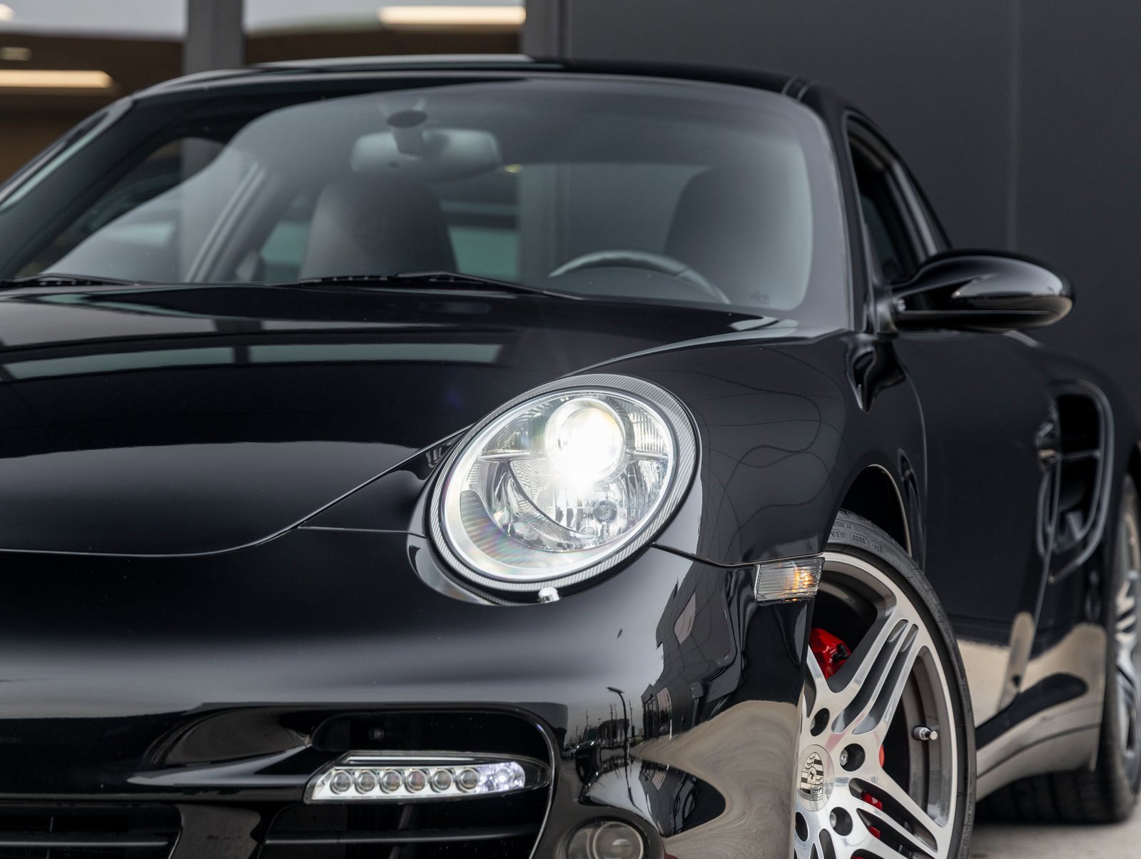 Used 2008 Porsche 911 Turbo image 12
