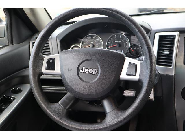 Used 2009 Jeep Grand Cherokee Laredo AWD/4WD image 10