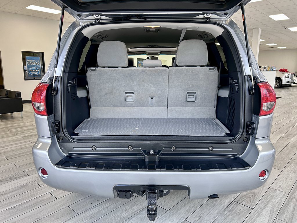 Used 2014 Toyota Sequoia SR5 RWD image 9