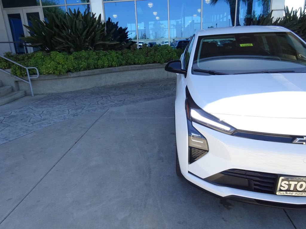 New 2027 Chevrolet Bolt LT FWD image 29