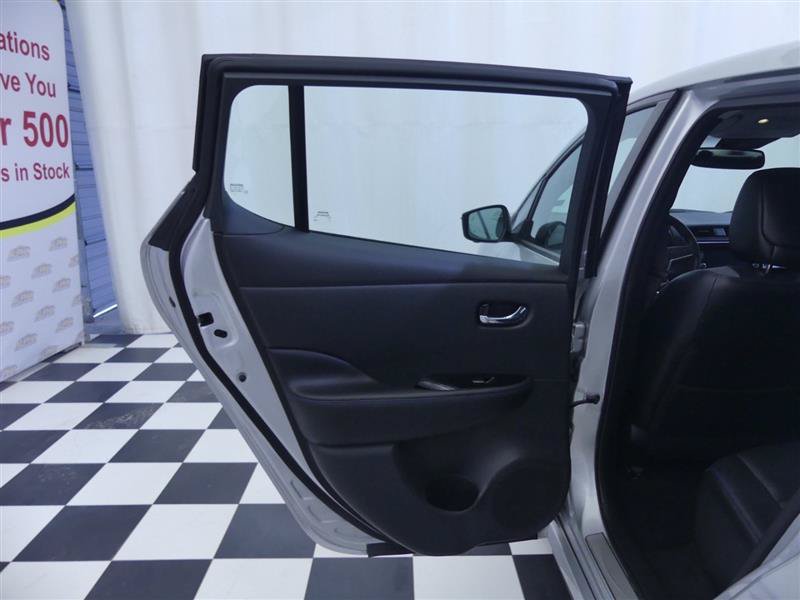 Used 2018 Nissan Leaf SL w/ SL Technology Package FWD image 24