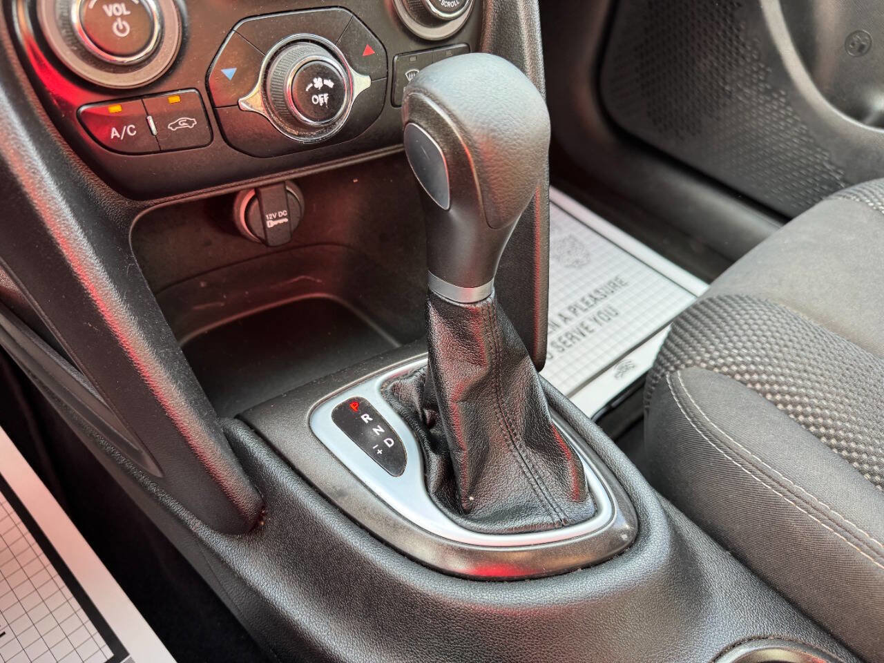 Used 2015 Dodge Dart SXT image 21