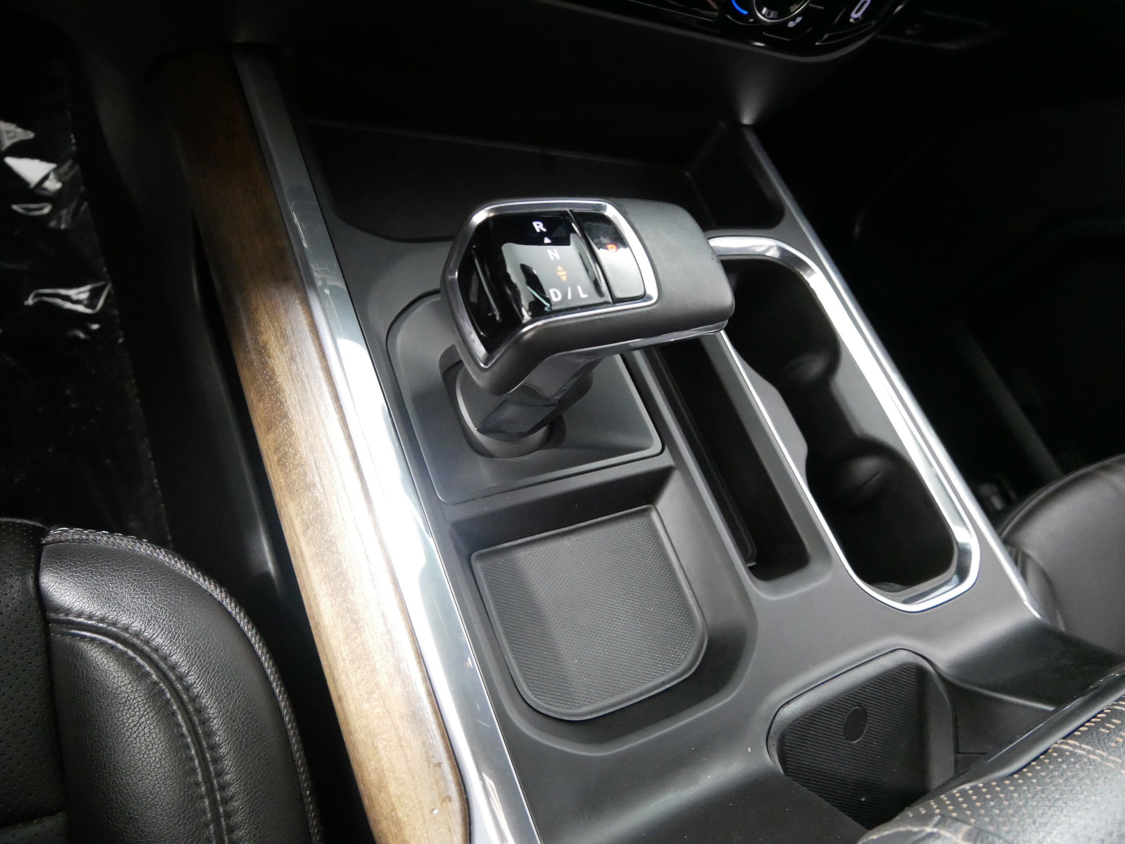 Used 2023 Chevrolet Silverado 1500 High Country w/ Technology Package image 24