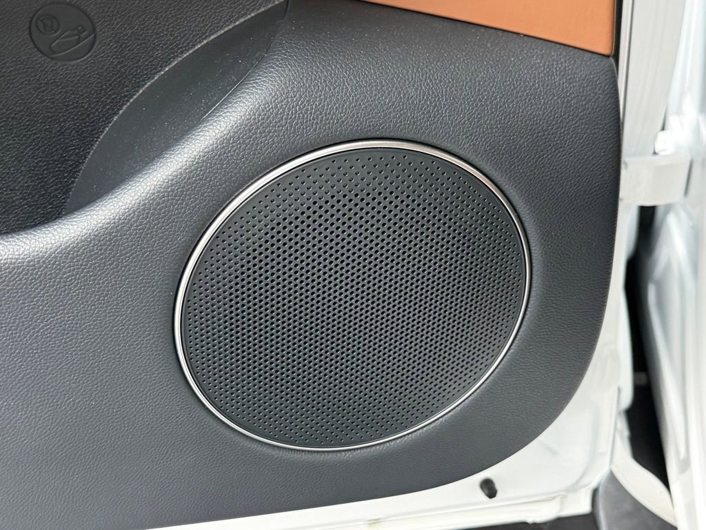 Used 2026 Genesis GV70 2.5T Advanced image 41