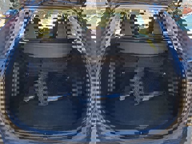 Used 2021 Toyota RAV4 XLE image 34