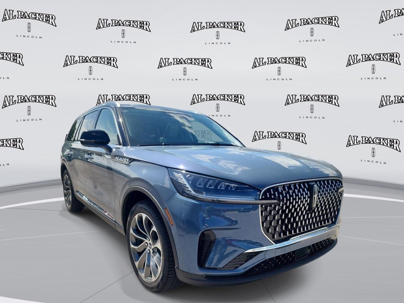 New 2026 Lincoln Aviator Reserve RWD image 7