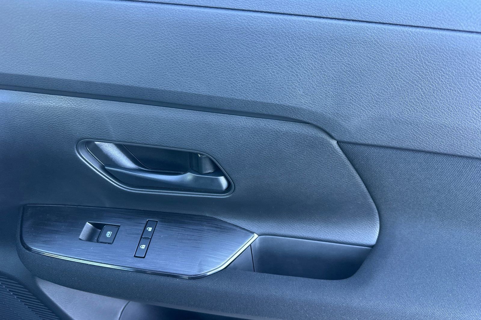 New 2026 Nissan Kicks S image 20