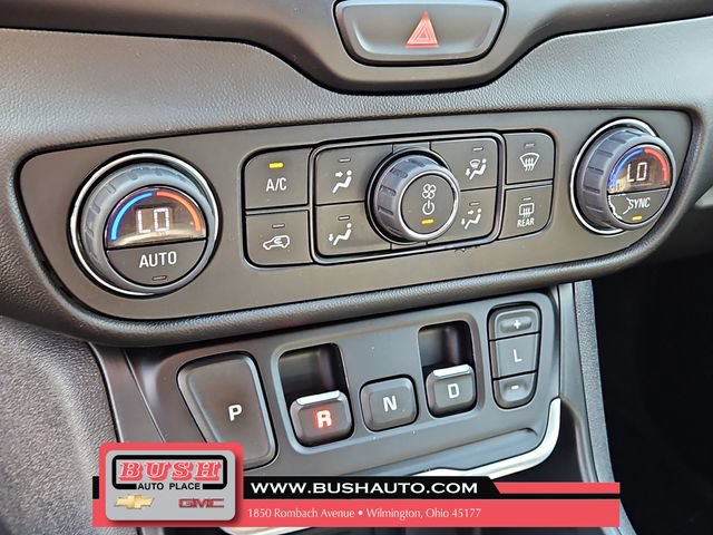 Used 2020 GMC Terrain SLT w/ Preferred Package AWD/4WD image 28