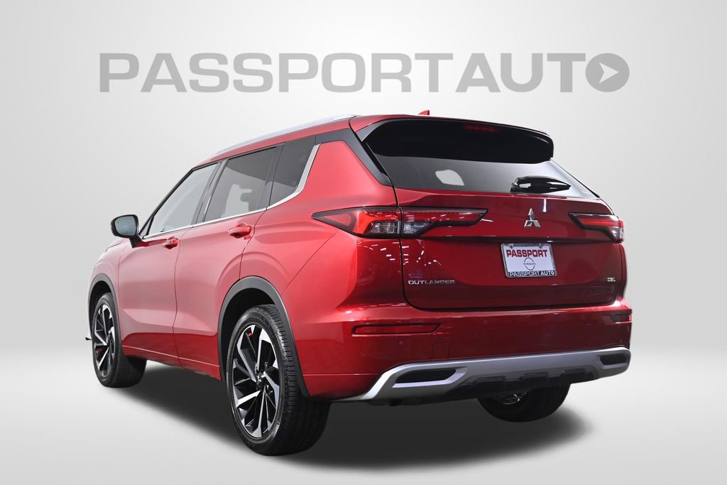 Used 2024 Mitsubishi Outlander SEL image 6