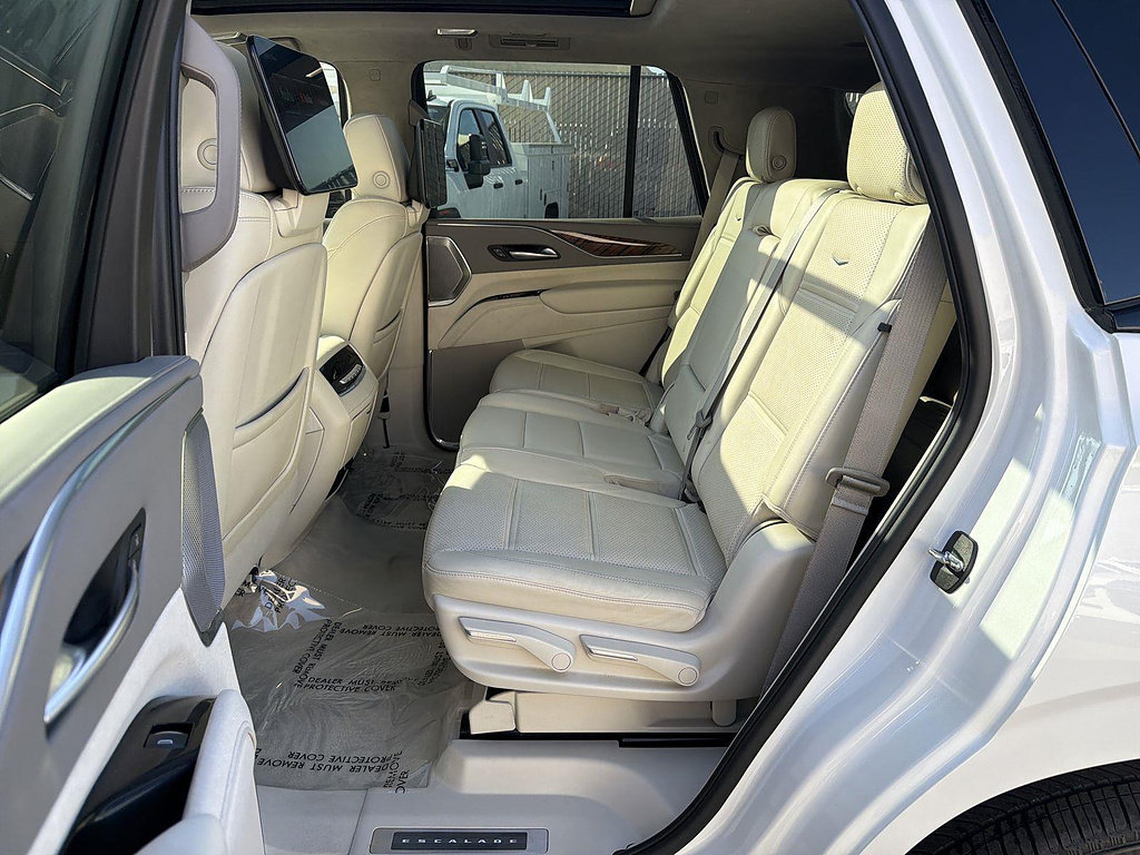 Used 2023 Cadillac Escalade Sport Platinum AWD/4WD image 25