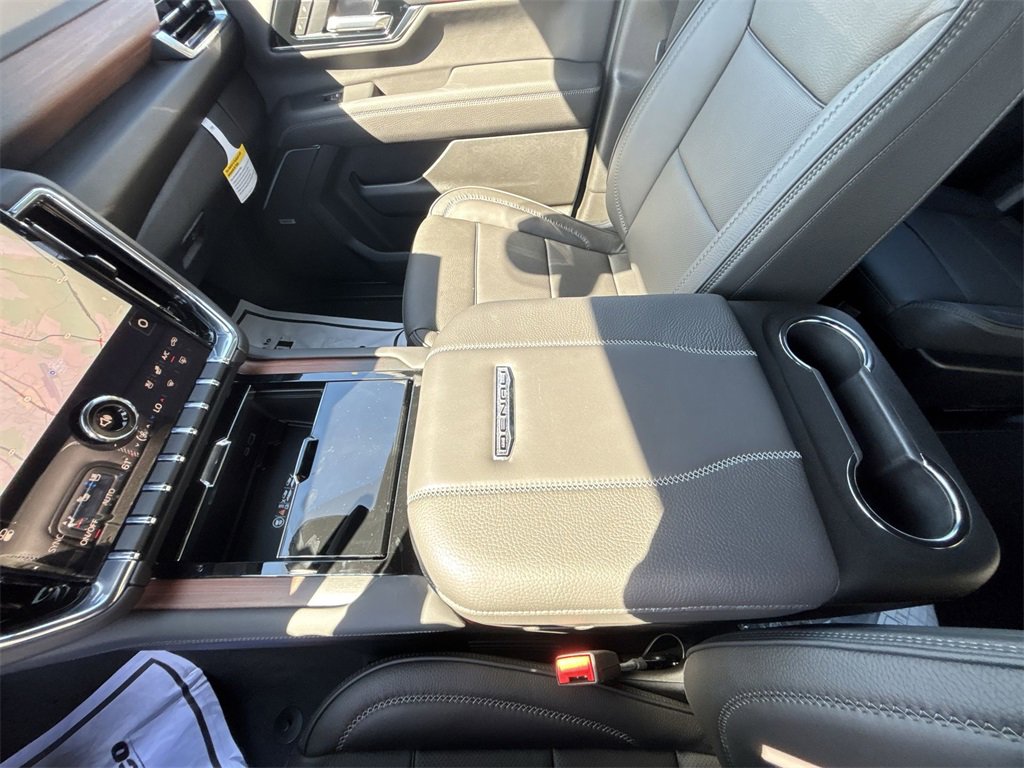 New 2026 GMC Yukon XL Denali image 26