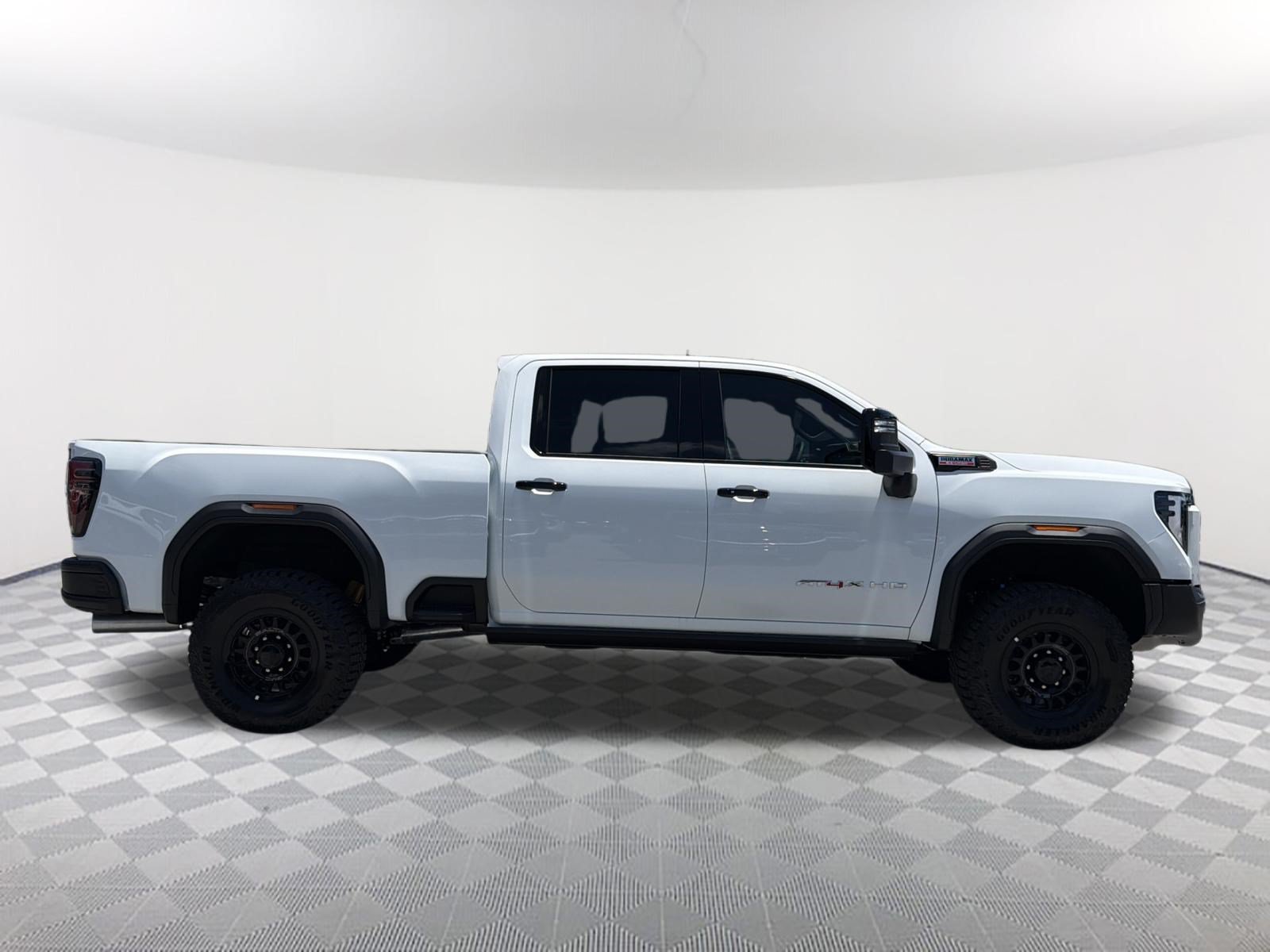 New 2026 GMC Sierra 2500 AT4X w/ AT4X AEV Edition AWD/4WD image 7