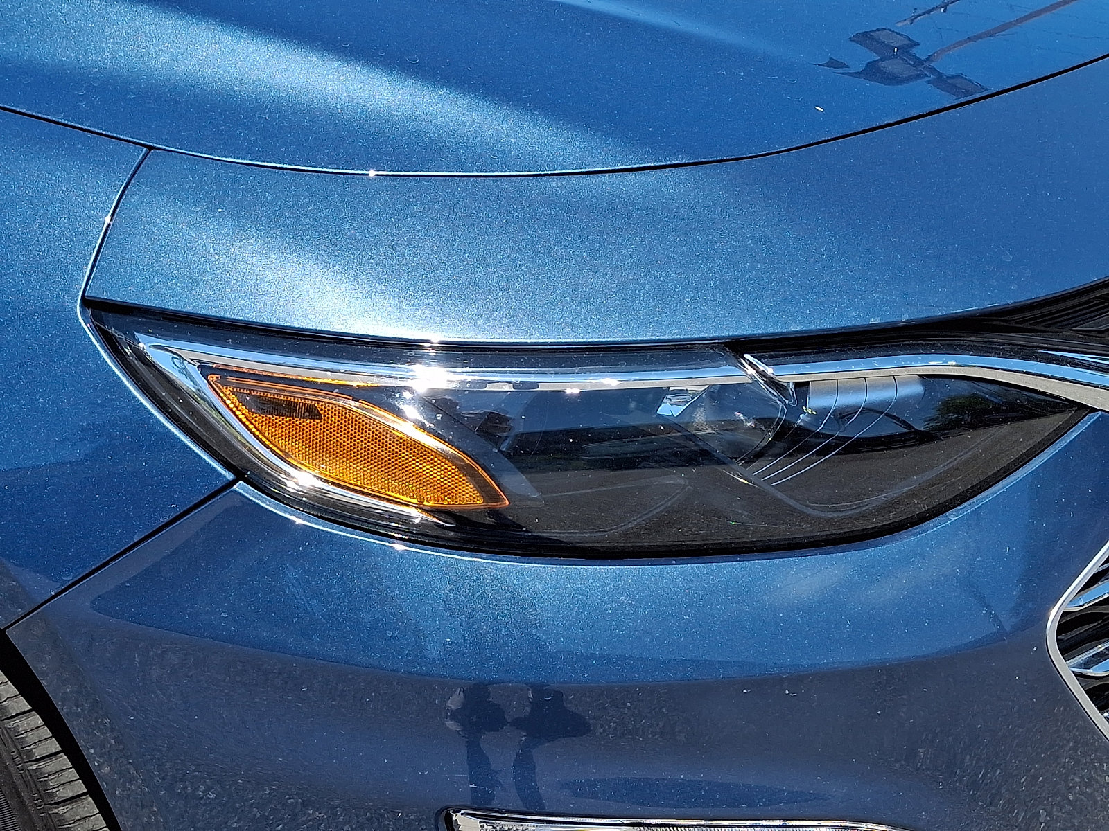 Used 2025 Chevrolet Malibu LT FWD image 9