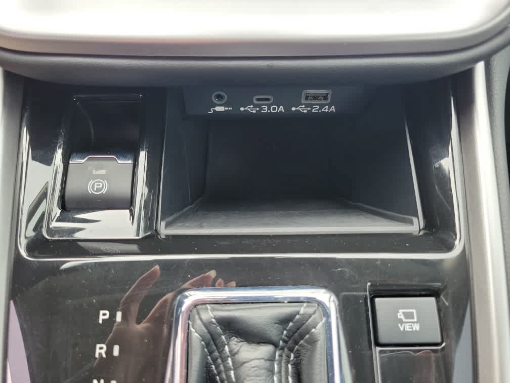 Used 2024 Subaru Outback Touring AWD/4WD image 18