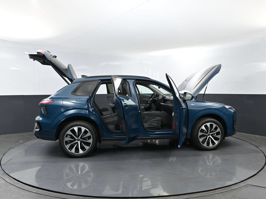 New 2026 Audi Q3 quattro 2.0T AWD/4WD image 30