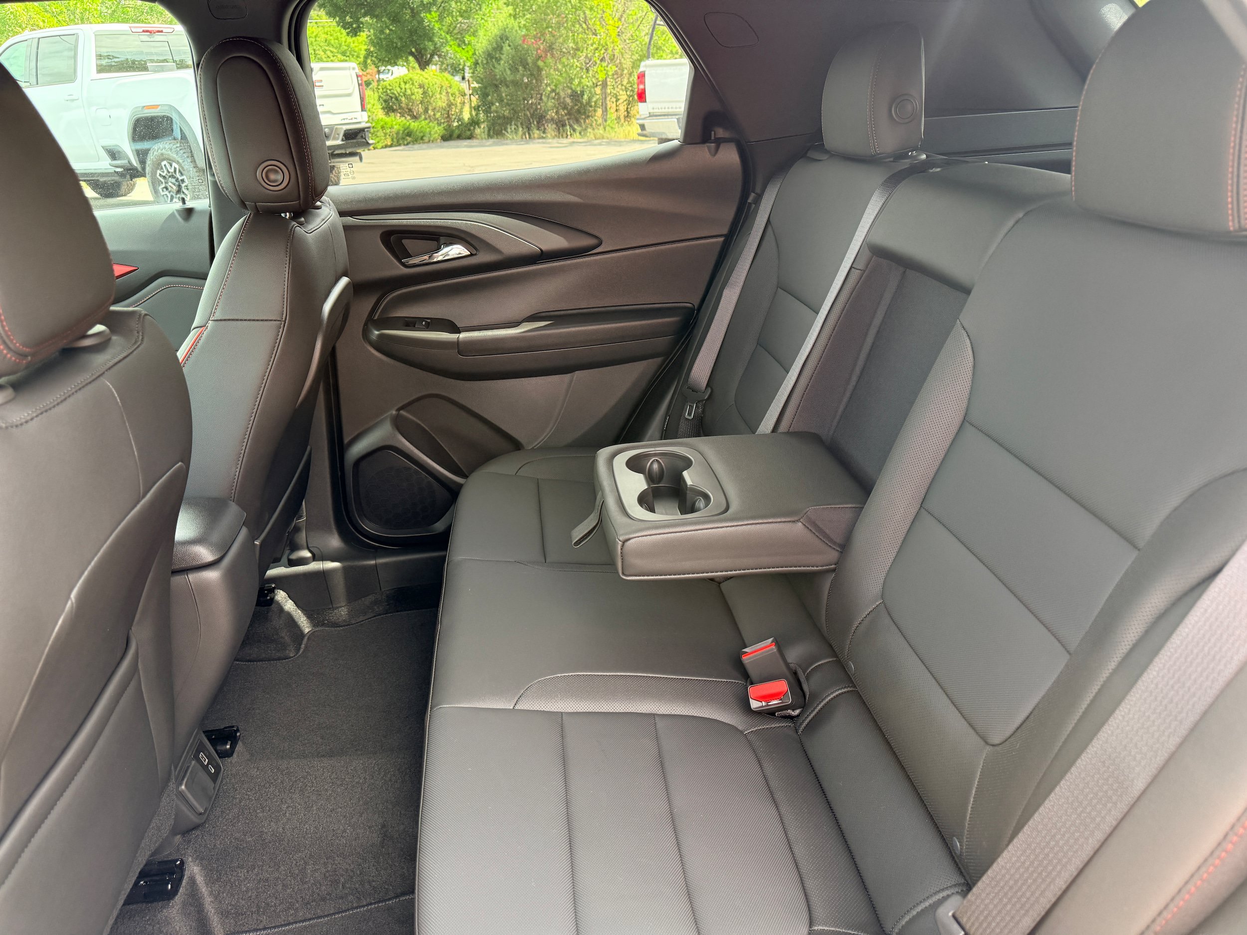 New 2026 Chevrolet TrailBlazer RS w/ Convenience Package AWD/4WD image 9