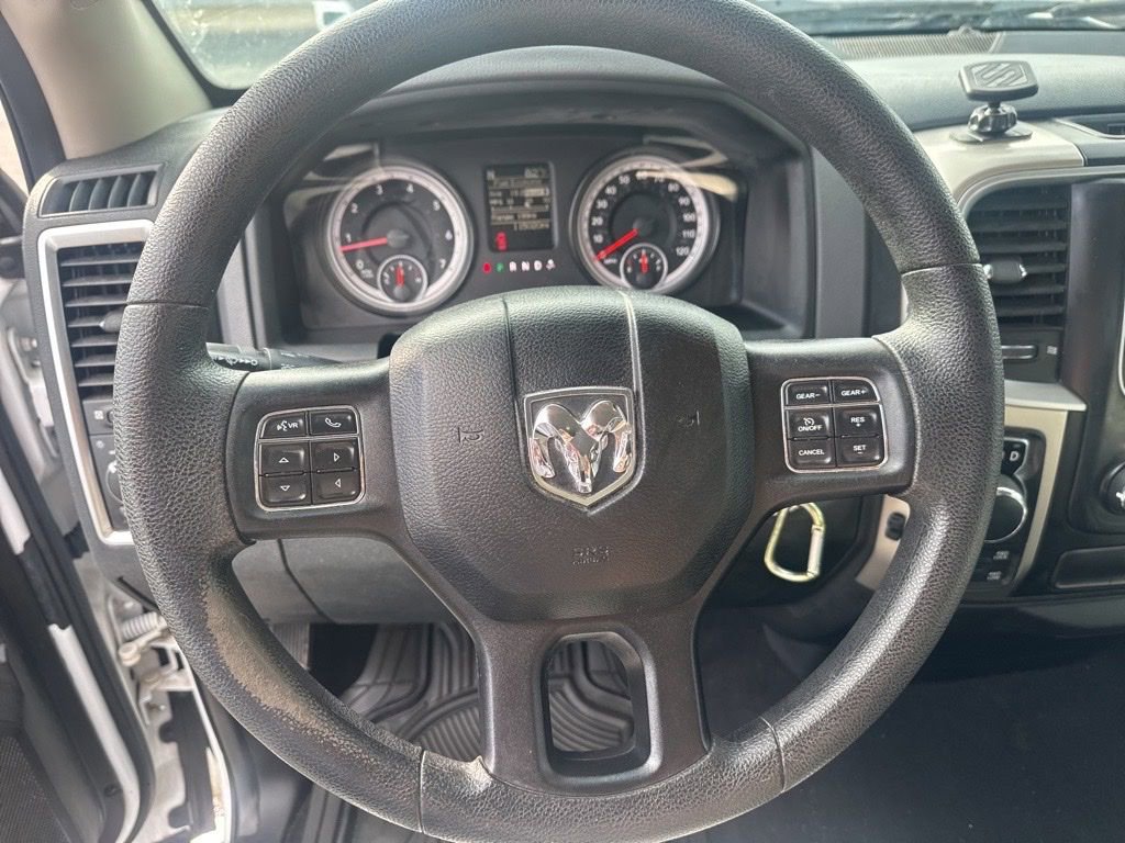 Used 2015 RAM 1500 SLT AWD/4WD image 13