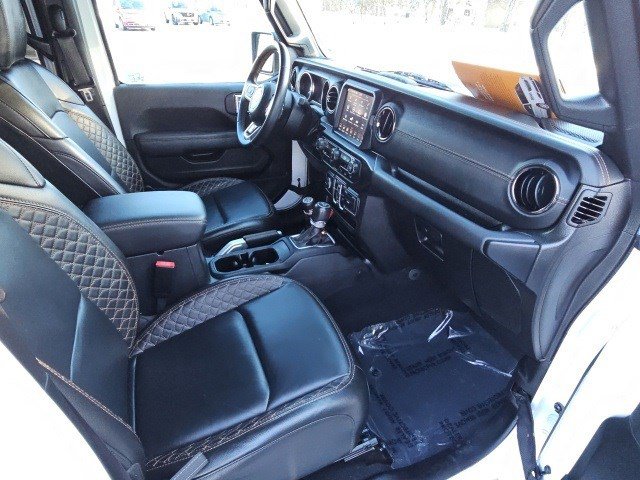 Used 2022 Jeep Wrangler Unlimited Sahara image 11