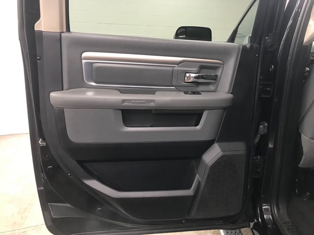 Used 2015 RAM 2500 Big Horn image 25