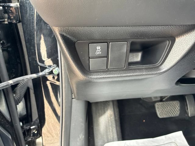 Certified 2025 Honda HR-V LX image 8