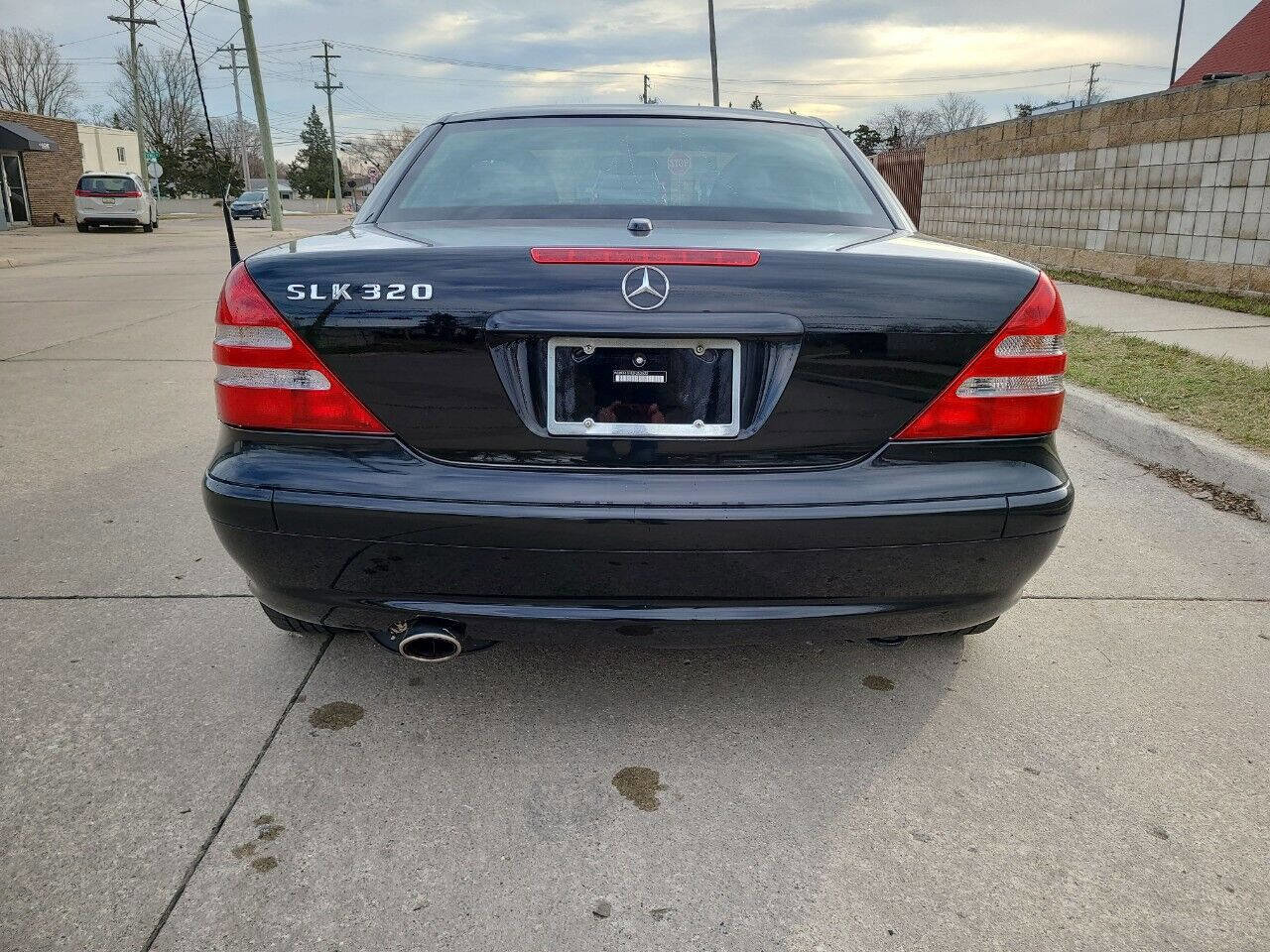 Used 2002 Mercedes-Benz SLK 320 image 8