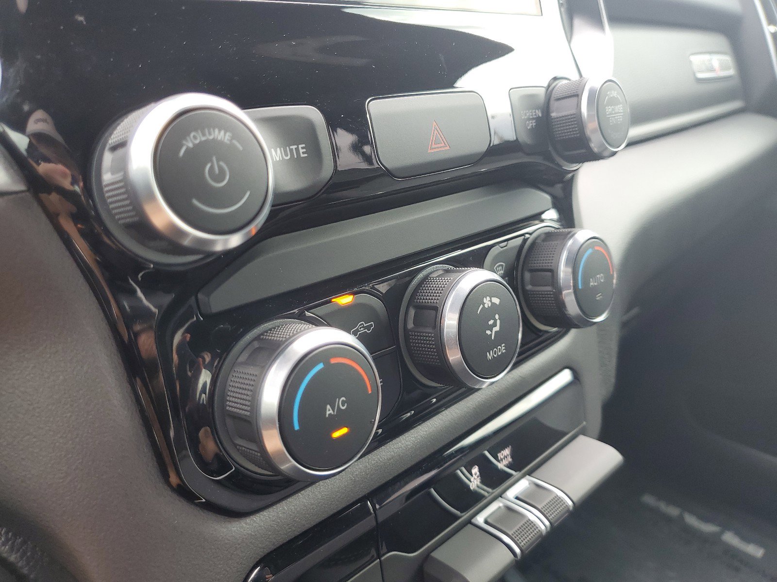 Used 2022 RAM 1500 Lone Star image 24