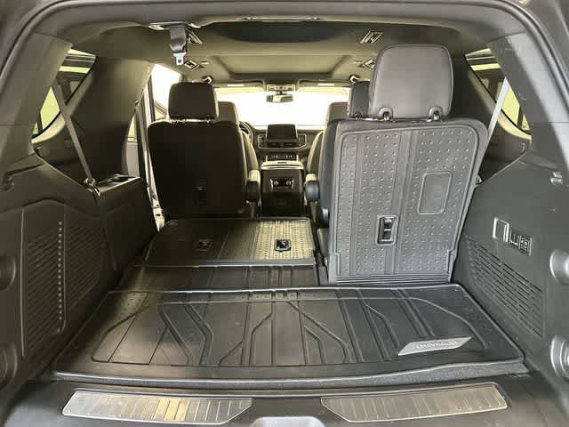 Used 2022 Chevrolet Tahoe Z71 w/ Z71 Off-Road Package AWD/4WD image 29