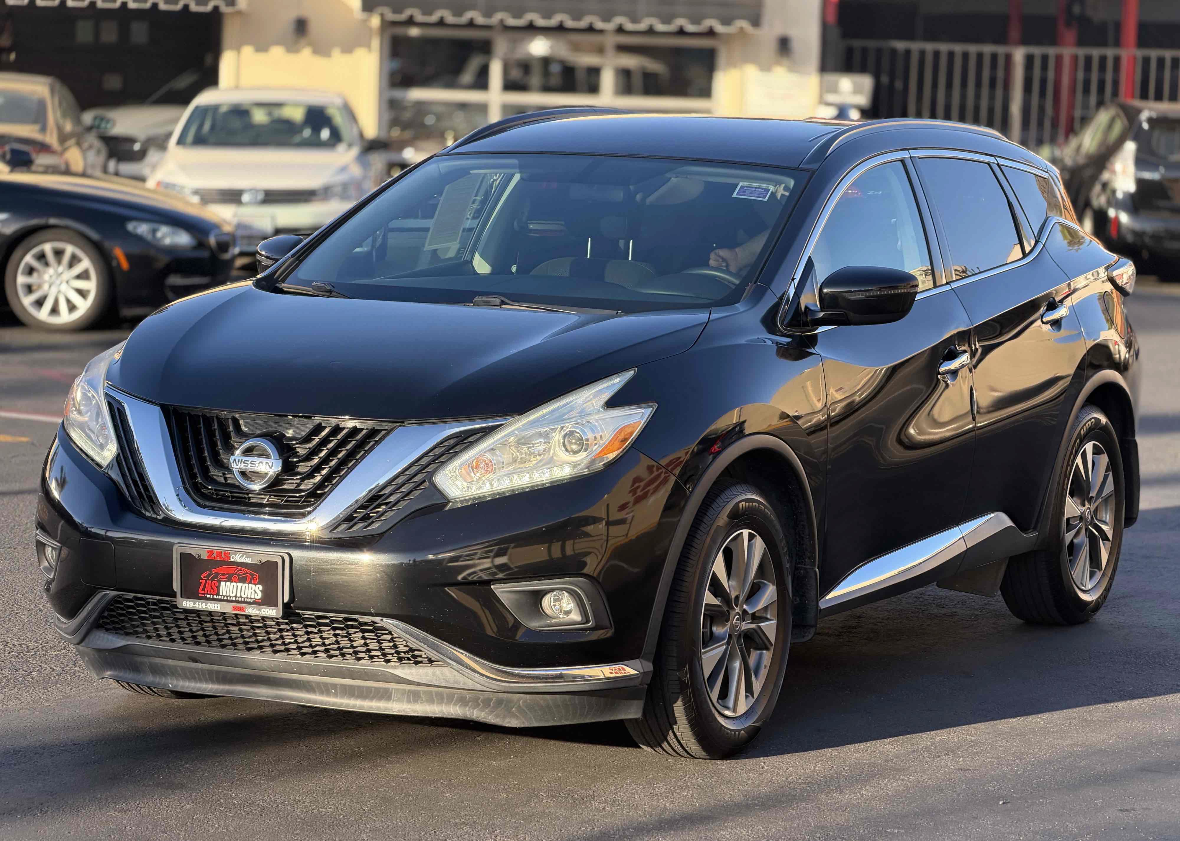 Used 2017 Nissan Murano SV w/ Cargo Package FWD image 3