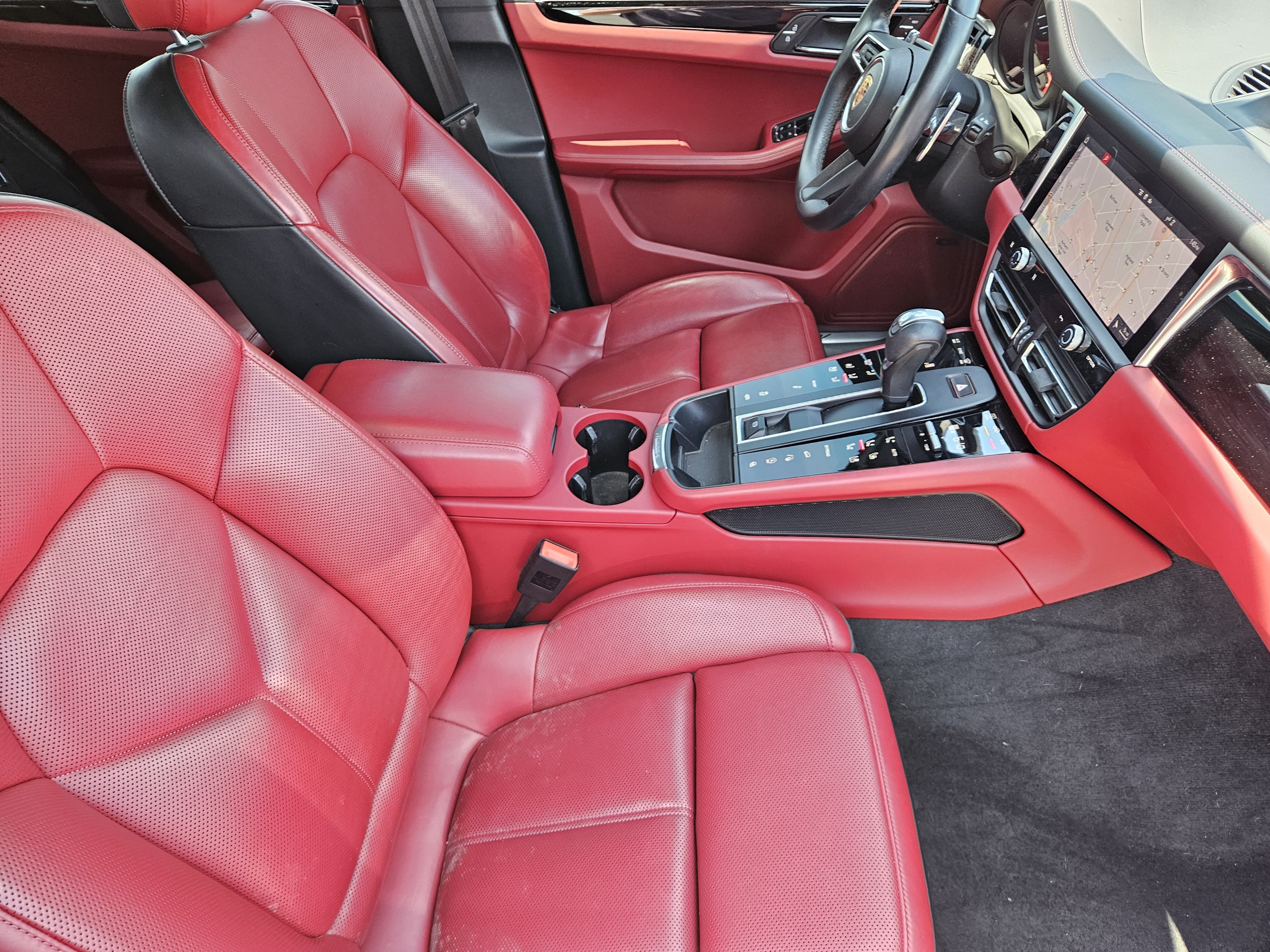Certified 2024 Porsche Macan S AWD/4WD image 15