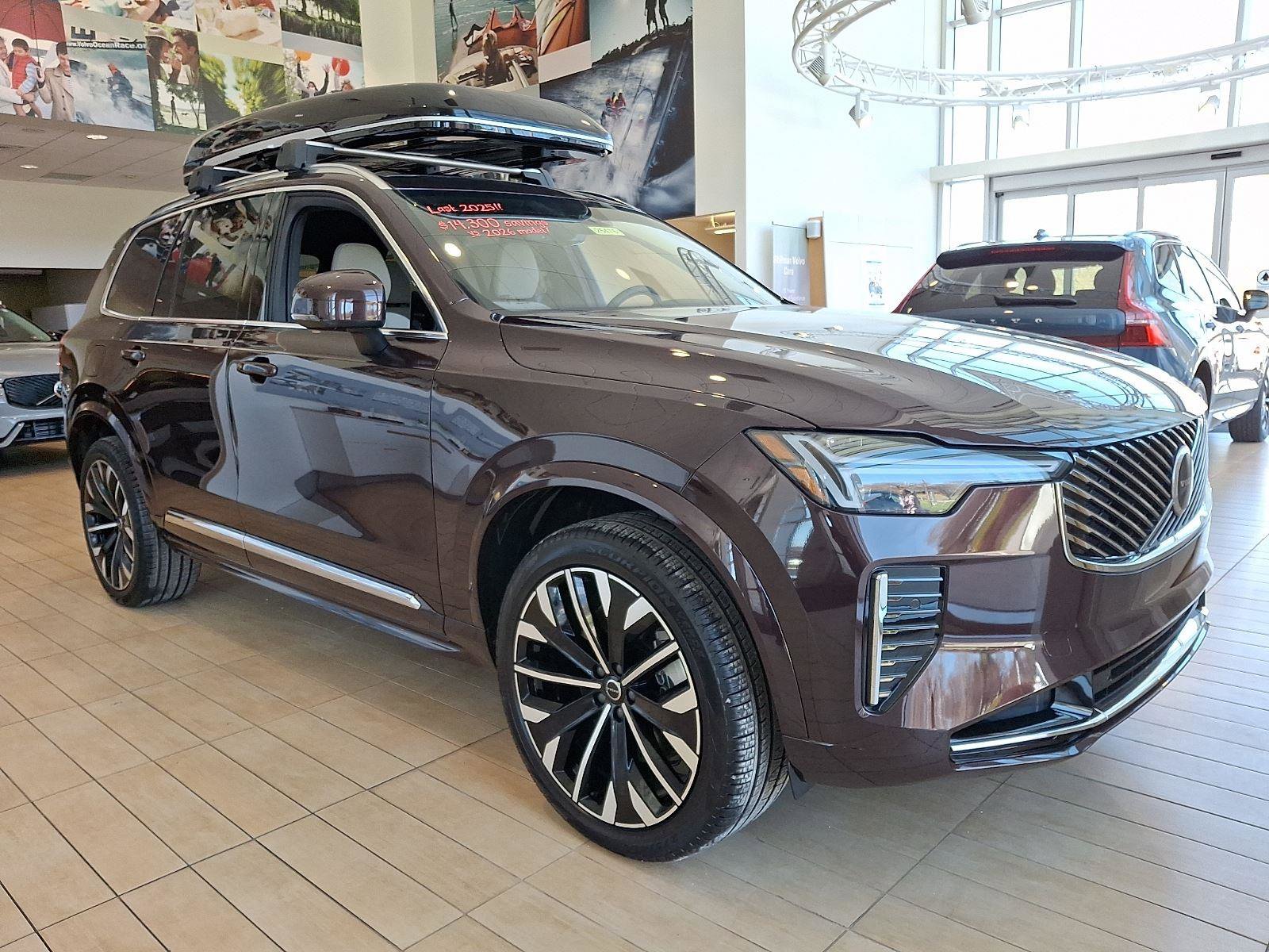 New 2025 Volvo XC90 T8 Core image 1