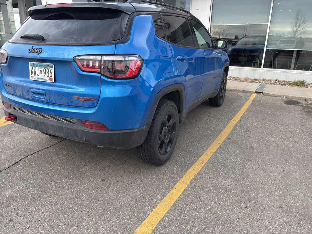 Used 2023 Jeep Compass Trailhawk w/ Trailhawk Convenience Group AWD/4WD image 6