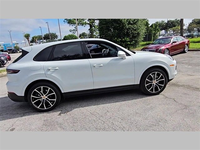 Used 2023 Porsche Cayenne image 23