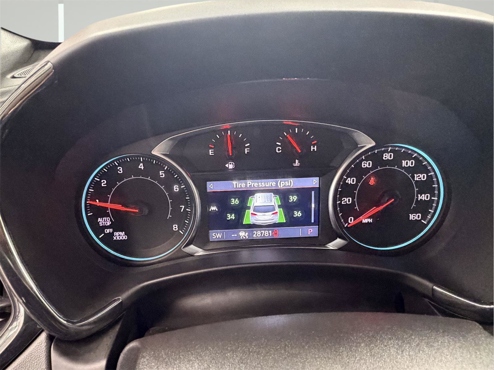 Used 2024 Chevrolet Equinox RS w/ RS Leather Package FWD image 21