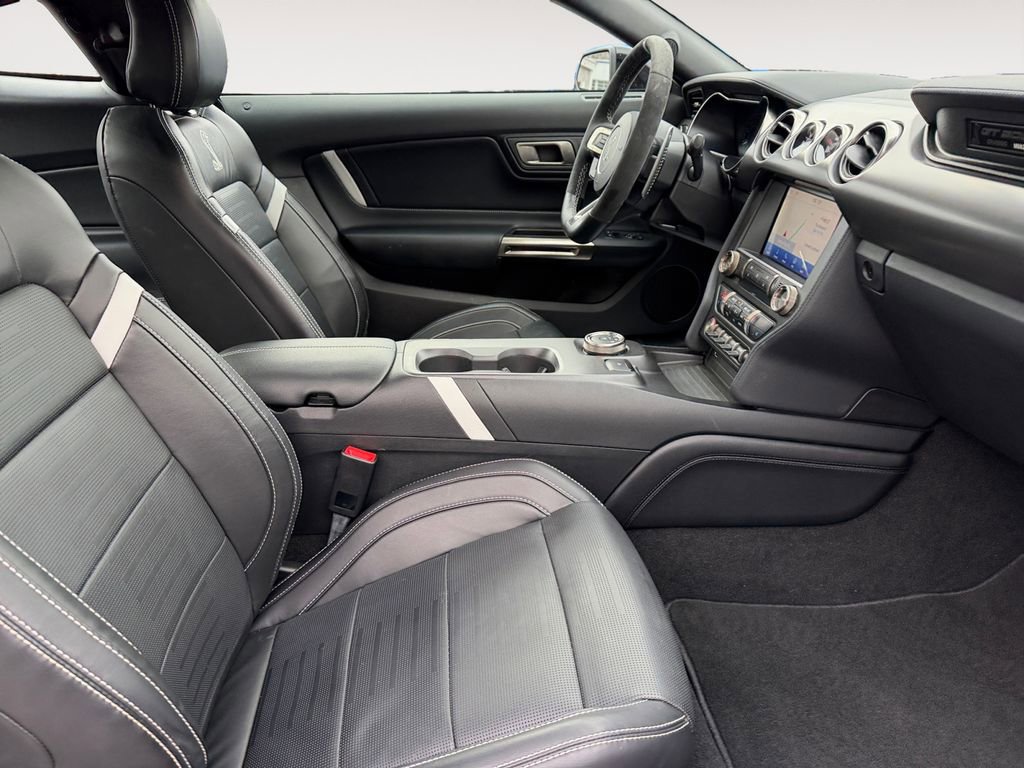 Used 2021 Ford Mustang Shelby GT500 w/ Technology Package image 27