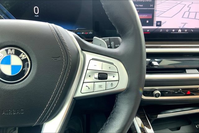 Used 2025 BMW X7 xDrive40i w/ Executive Package AWD/4WD image 21