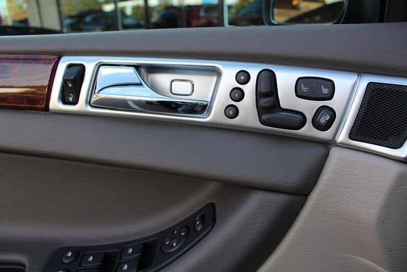 Used 2005 Chrysler Pacifica Touring image 15