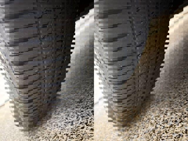 Used 2024 Chrysler Pacifica Limited image 37