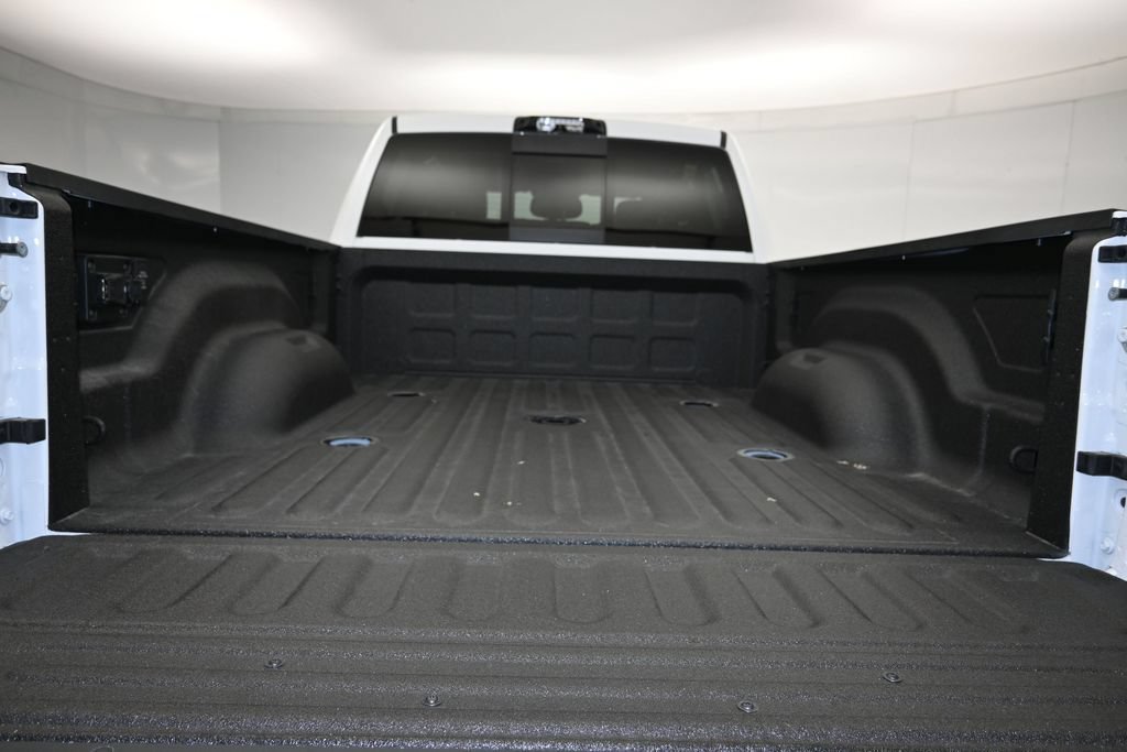 New 2026 RAM 2500 Laramie AWD/4WD image 26