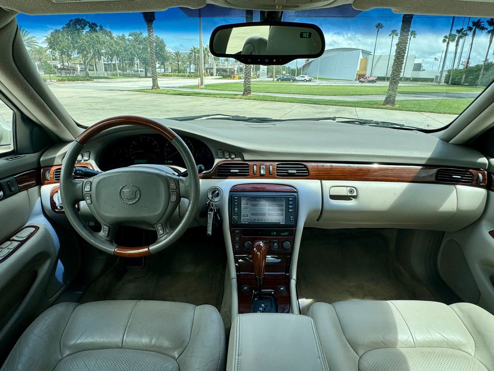 Used 2003 Cadillac Seville STS w/ Preferred Equipment Group image 13