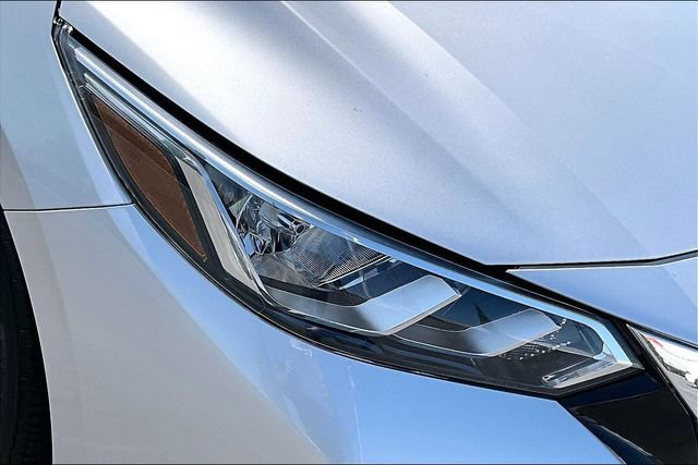 Certified 2022 Nissan Sentra SV FWD image 29
