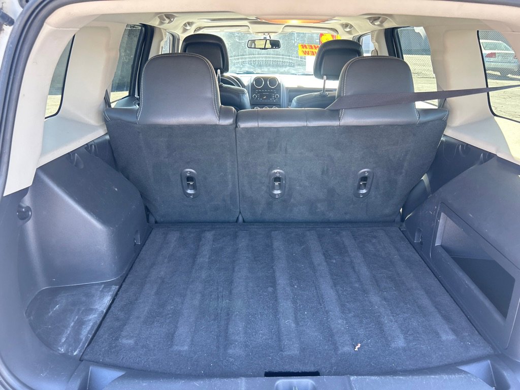 Used 2016 Jeep Patriot High Altitude image 11