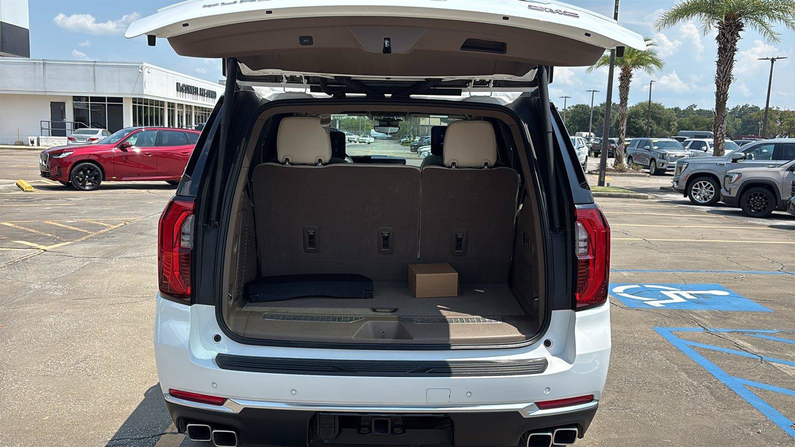 Certified 2026 GMC Yukon Denali w/ Denali Reserve Package RWD image 20